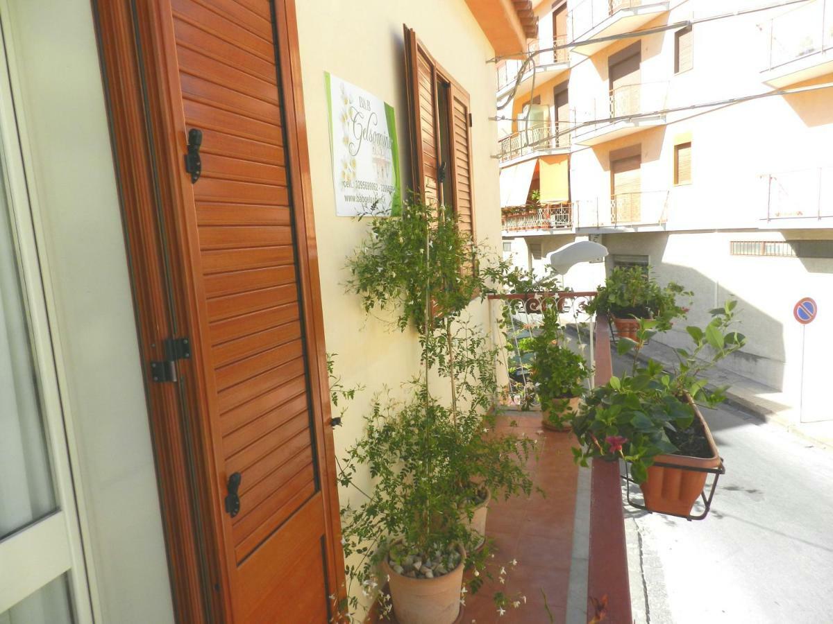B&B Gelsomino Noto Buitenkant foto