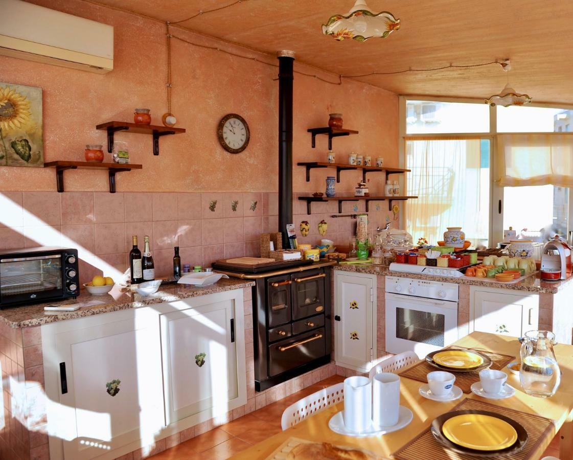B&B Gelsomino Noto Buitenkant foto