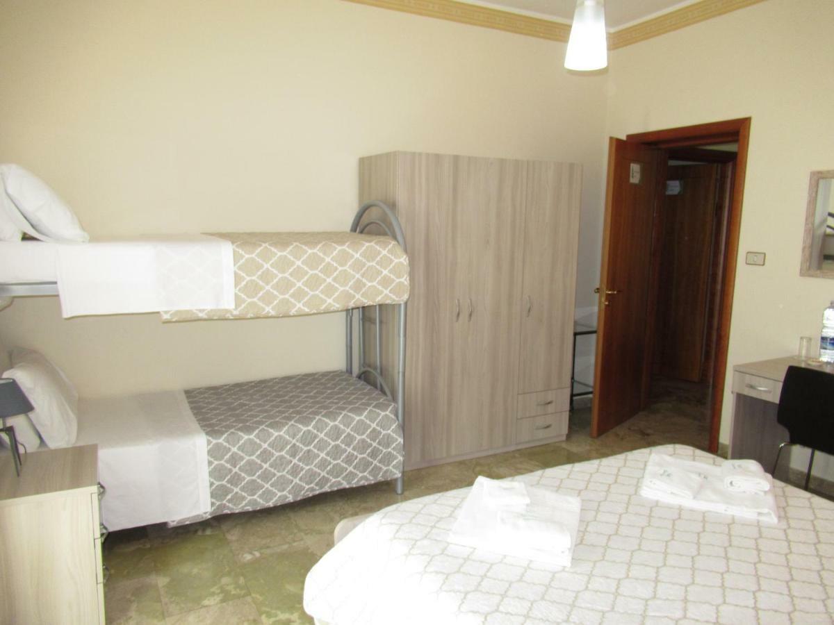 B&B Gelsomino Noto Buitenkant foto